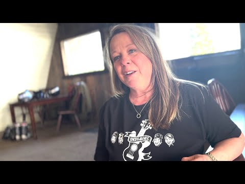 Meet the 'Ukuladies' of Choteau