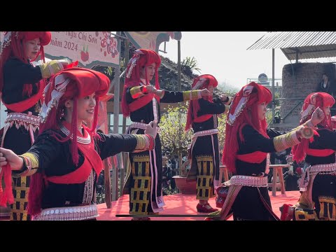 Put Tong Ceremony of the Red Dao