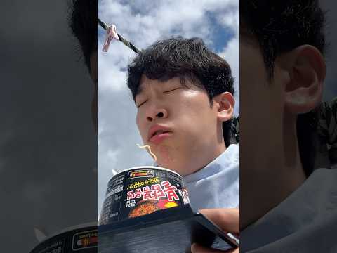 거꾸로 된 세상 ‘청개구리’