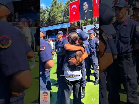 Soldier’s Emotional Family Homecoming Surprise ❤️🥹😱 #military #surprise #love #viralvideo #shorts