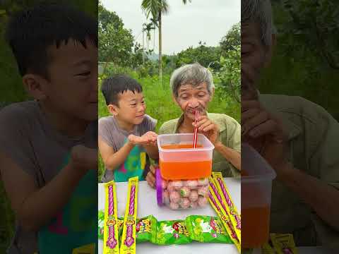 Hai ông cháu chơi khăm lẫn nhau 🤣👶🏻❤️👴 #shorts #cute