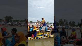 the excitement of the opening parade of the pacu jalur #pacujalur #aurafarming #boatrace桐生 #boatkid