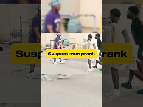 Prank suspect people 😱 #prank #drôle  #dangerous  #reaction #youtubesshorts #shorts #suspense #fyp