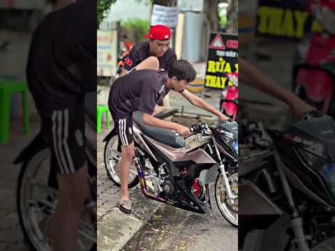Cái xe ghẻ này cũng bán được
