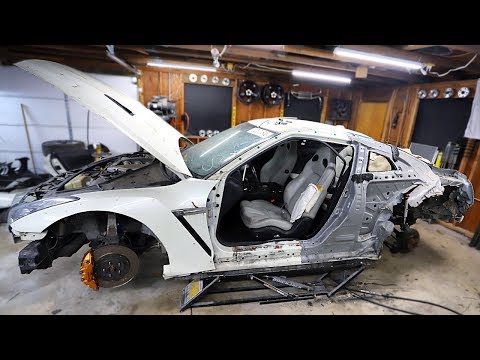 Removing the Damaged Quarter Panel & Door From My Totalled GTR
