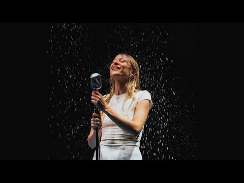 Elisa Erka - La mère à boire (Clip Officiel)