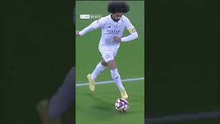 السد يظفر بالصدارة في ليلة تألق أكرم عفيف