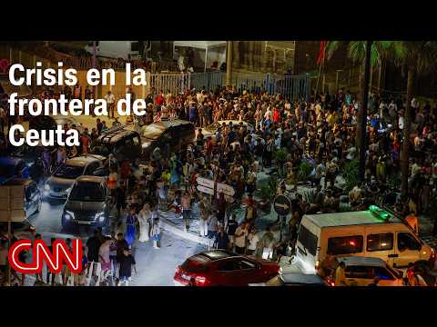Oleada de migrantes cruza a Ceuta desbordando a la Policía de España