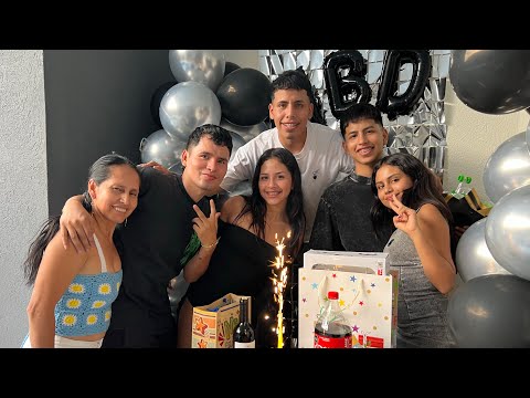 El cumpleaños de Sergio😱🥳( le regalamos un Ihpone) // jonfer y Valentina