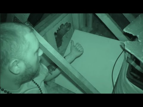 It Floated Away! HORROR in My Haunted House