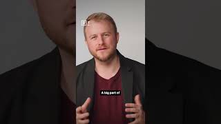 Improve your shrinking attention span | Chris Bailey