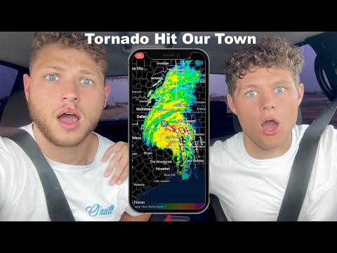 Chasing Tornadoes Inside a Hurricane (Hit our home)