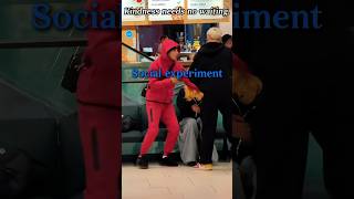 Social Experiment Would you help a stranger?#socialexperiment #fyp #love #tiktok #usa