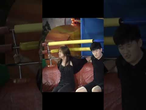 in 1 minute they change their relationship 🤣 #korea #kpop #kpopgirl #viralvideo #bts
