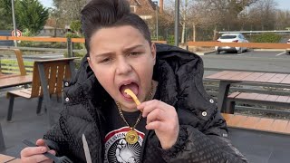 Achille me pète un câble incroyable😜😜😜