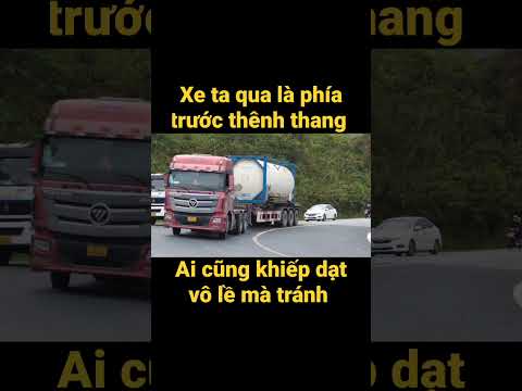 bất ngờ với pha vượt nhau ngay khúc cua gấp, không nói nên lời, video full trên @NBGReview #shorts