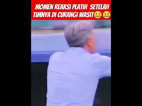 Ekspresi palatih yang  kesal setelah timnya di curangi wasit. #shortvideo #football #soccer