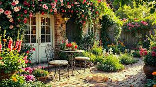 Small Backyard Decor – Fences, Green Walls and More