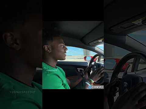 Speed challenges another Lamborghini 😲