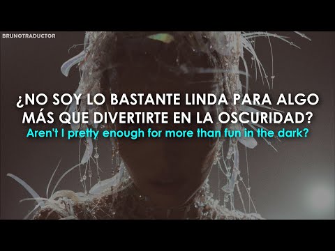 Miley Cyrus - Every Girl You've Ever Loved ft. Naomi Campbell // Lyrics + Español