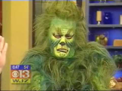 Stefán Karl as the Grinch grimacing, thumbnail