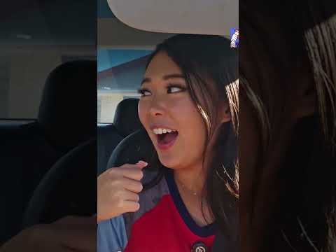 Aussie tries America's best sauce invention....?