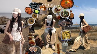SUB🍜 제주도 여행하기. 벌써 한여름이 된 제주도 (도도리고기국수, 감성돈, 금오름, 그리드제주, 봉분식, 느좋 카페 wiee, 피즈버거, 애월, 협재해수욕장, 사계해안)