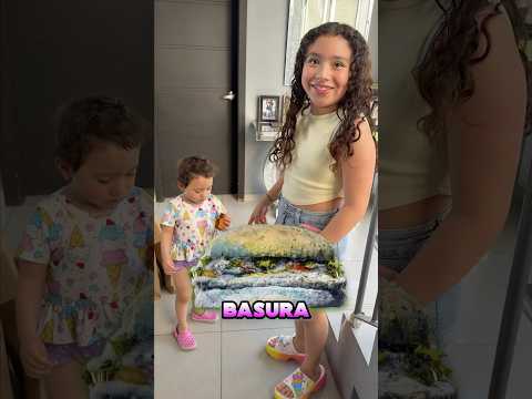 @soy.lorettaa MI HERMANITA COMIÓ BASURA 🤢🍔 #viralvideo #youtubeshorts #shortvideo #shorts #short