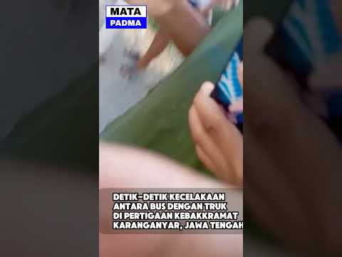 Detik-detik adu banteng antara bus dengan truck
