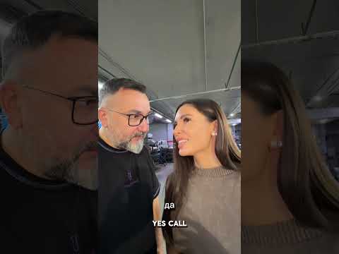 Девушка в автосервисе