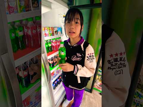 น้ำหวาน 3 สี กินไม่ได้ แล้วแม่ให้กินอะไร..‼️🤣🤣 #shorts #funny #comedy #cute #ตลก | พี่เหนือน้องนารา