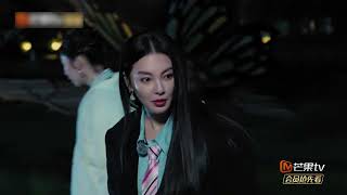暗夜之光：这是女推最恐怖的一集！女推团搜寻密室遭遇神秘人突闯！天桥底居然还挖出疑似受害人？