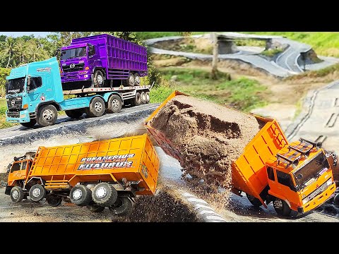 TRUK OLENG Hino 500 Truk Trailer Truk Fuso 220Ps HILANG KENDALI Bermuatan Pasir Truk Laka Lintas
