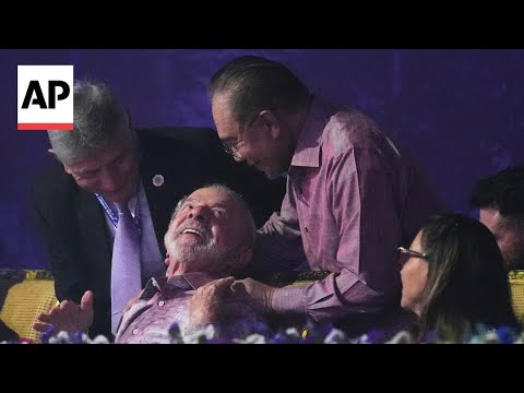 YouTube video thumbnail: Malaysia's PM Sings Happy Birthday to Brazil's President During Gala