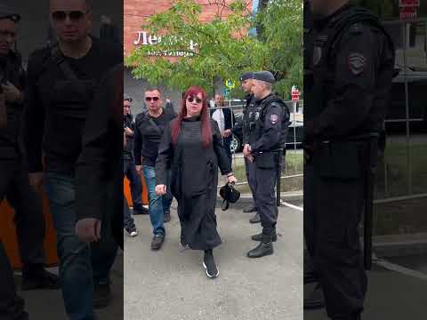 Ольга Картункова прибыла на прощание с Александром Масляковым