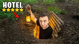 Přežil jsem Noc v Neviditelným Bunkru v Lese!