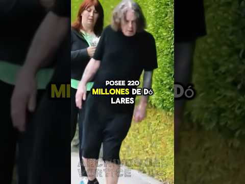 Tiene 220 MILLONES y gasta $100,000 en CENA cada día 😱🍽️💸👑#celebrity #music #rock #usa #news