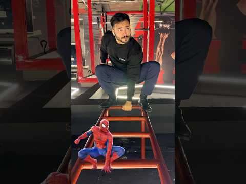 Trying to copy Spider Man 😱