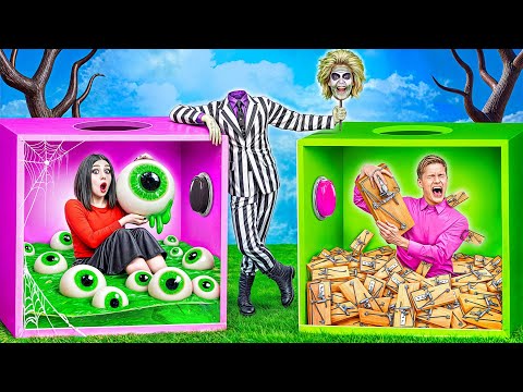 Provocarea Celor 1000 De Butoane Misterioase Doar Unul te Lasă să Scapi Marca cu Beetlejuice