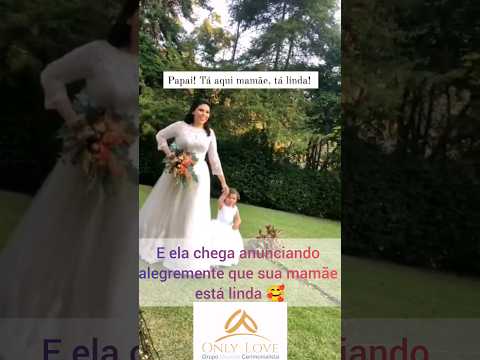 Momento Fofura 🥰 Noiva entra com sua filhinha. #wedding #noiva #children #entrada #casamento
