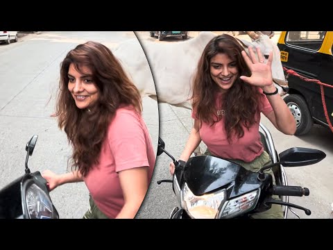 Anveshi Jain Rides A Scooty Without Helmet! Gets Followed By A Bull! Spotted!