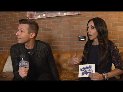 Psychic Medium Matt Fraser Does a Live Reading Backstage at The Wiltern!