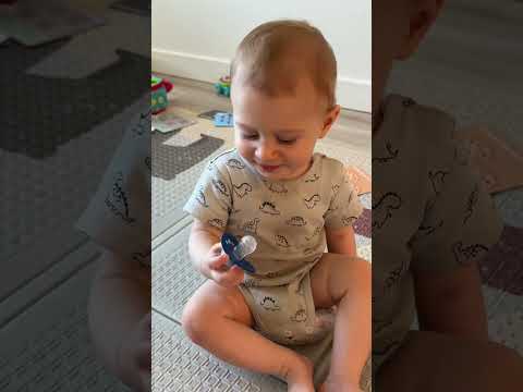 The best way to ditch the paci #momhack #mom #pacifier #momlife #toddlers #baby #fyp #viral #sahm