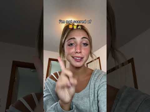 reminder to be CAREFUL WHEN CURLING LASHES!! #fyp #mascara #scared