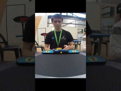 Feliks Zemdegs 4.73 seconds world record