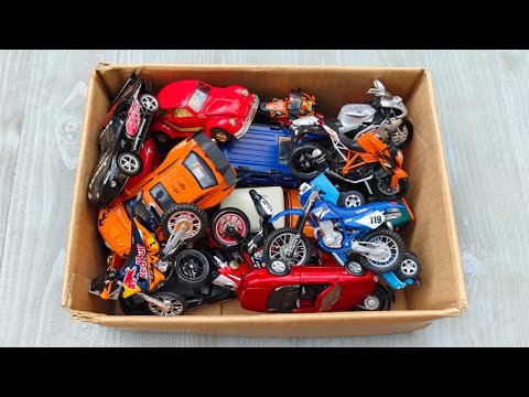 Box Full of Model Cars & Bikes Ford Ranger, Hummer H2, KTM, MV Agusta, Ducati etc.