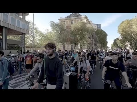 YouTube video thumbnail: British DJ Dom Whiting Pedals his Beats Through Madrid