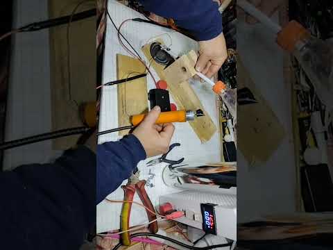 Control de motor DC para giro derecho e izquierdo con Reciclado ♻️