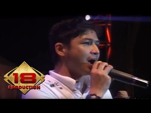 Ungu - What Do You Think (Live Concert Kendari 18 May 2013)