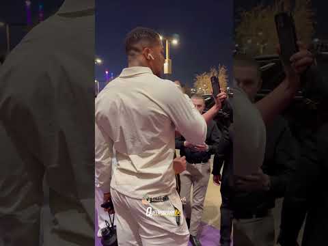 Anthony Joshua is about to witness Tyson Fury greatness ๐ฟ๐ #furyusyk